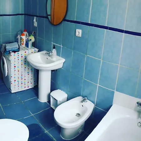 Alicante Room Apartment 홈스테이 *